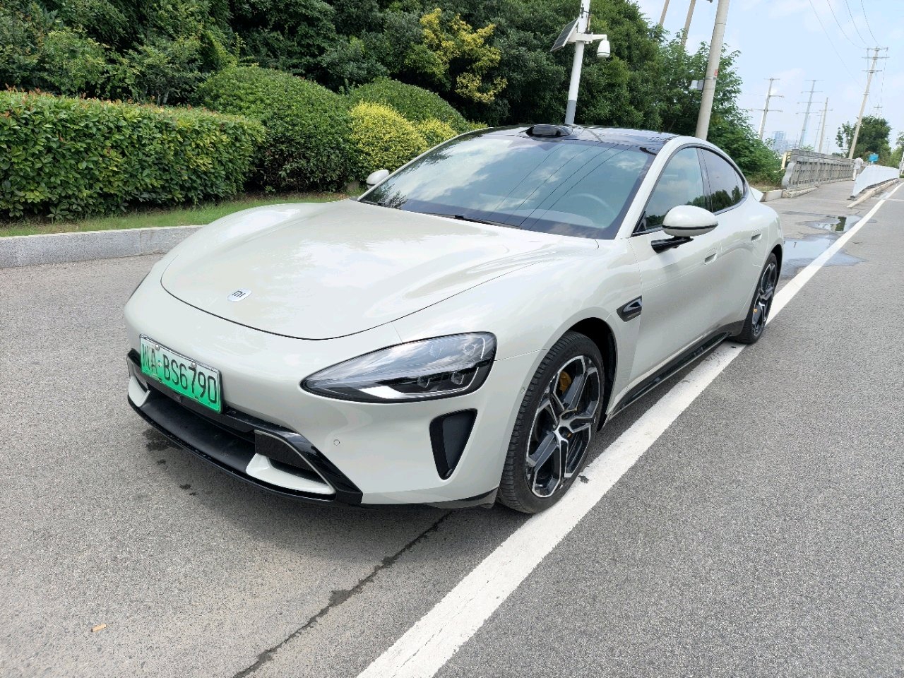MI SU7 2024 car image 