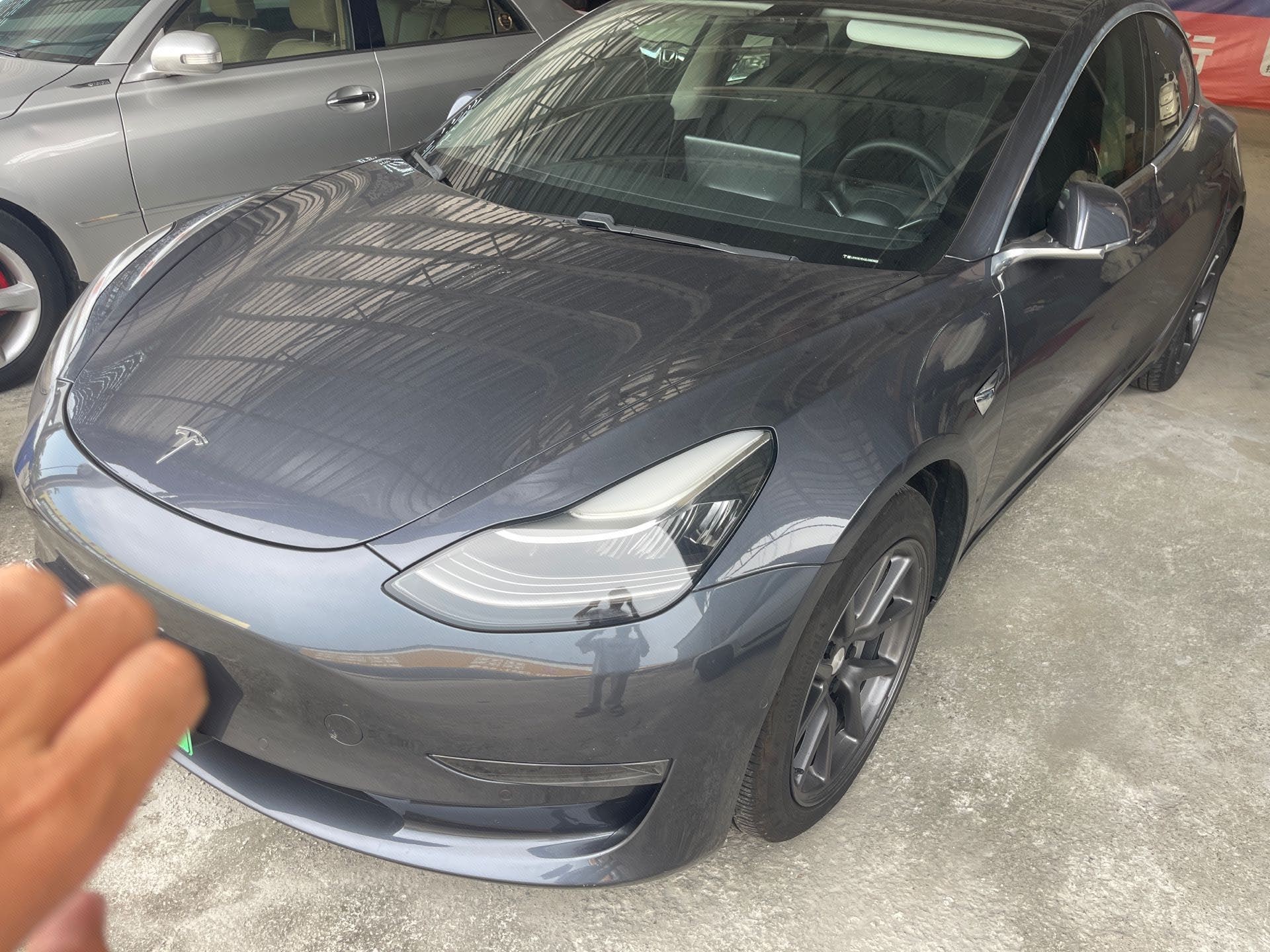 Tesla Model 3 2021 car image 