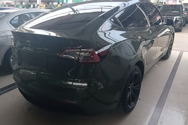 Tesla Model Y 2021 #7 Tesla Model Y 2021 car image #7