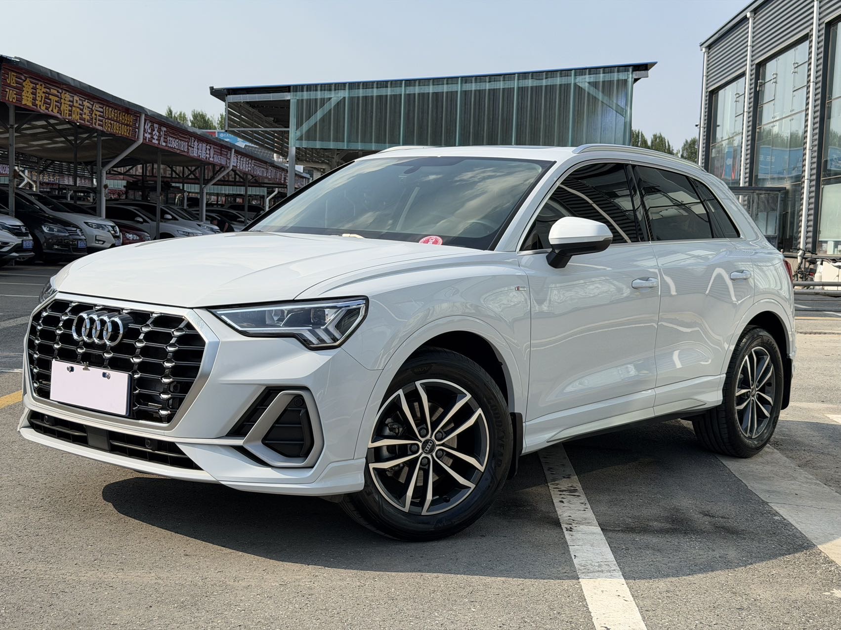 Audi Q3 2022 Audi Q3 2022 car image