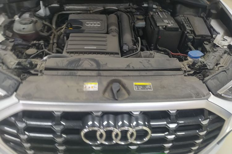 Audi Q3 2021 #20 Audi Q3 2021 car image #20