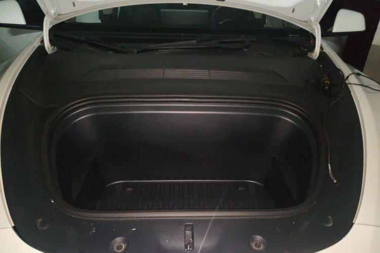 Tesla Model Y 2024 #22 Tesla Model Y 2024 car image #22