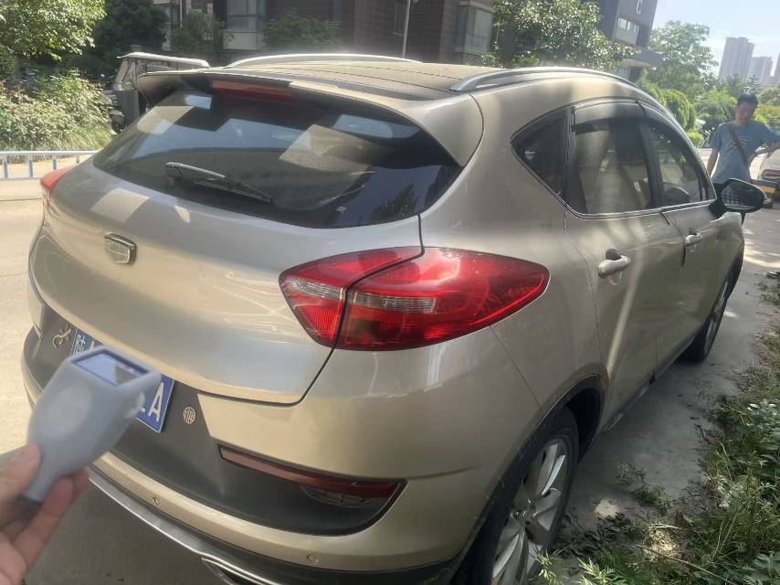 GEELY Emgrand GS 2016 #4 GEELY Emgrand GS 2016 car image #4