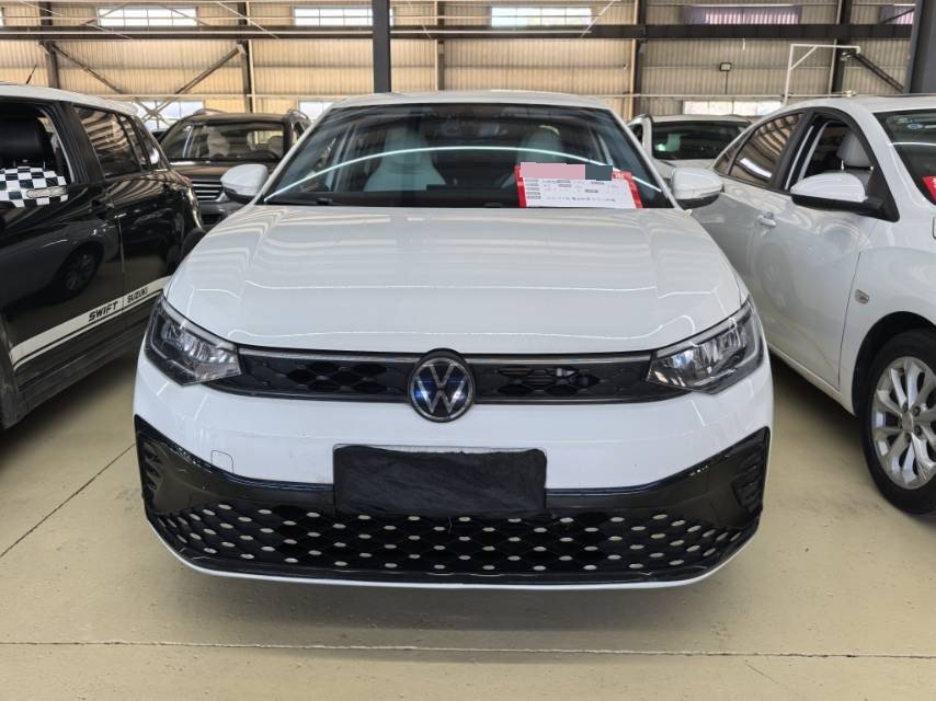 Volkswagen Lavida 2023 #2 Volkswagen Lavida 2023 صورة سيارة #2