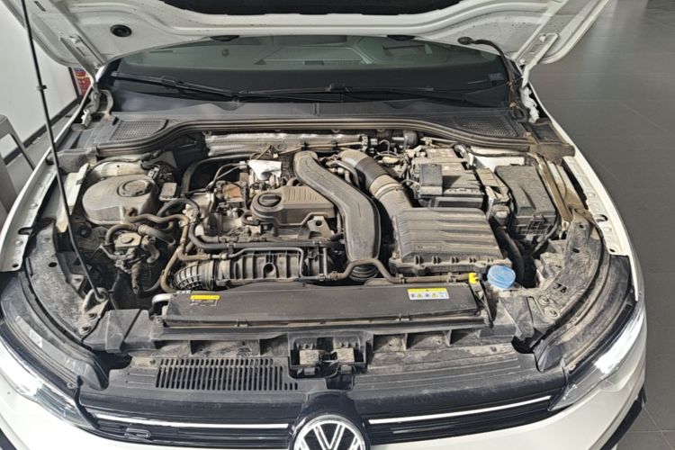 Volkswagen Golf 2024 #20 Volkswagen Golf 2024 car image #20
