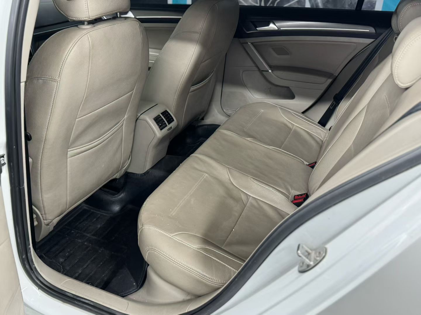 Volkswagen Golf 2015 immagine di auto #9