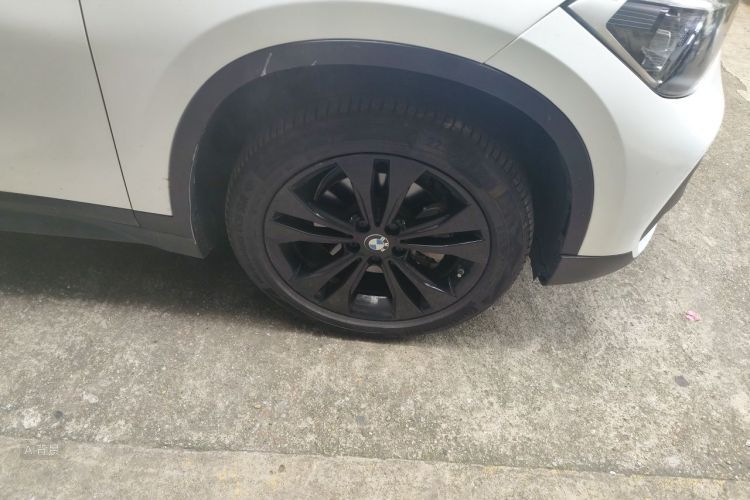 BMW X1 2020 car image #9