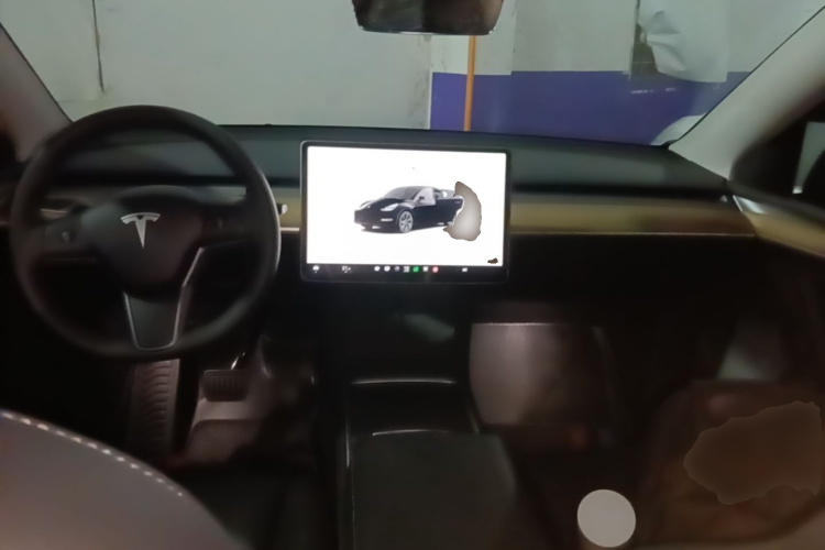 Tesla Model Y 2022 #10 Tesla Model Y 2022 car image #10