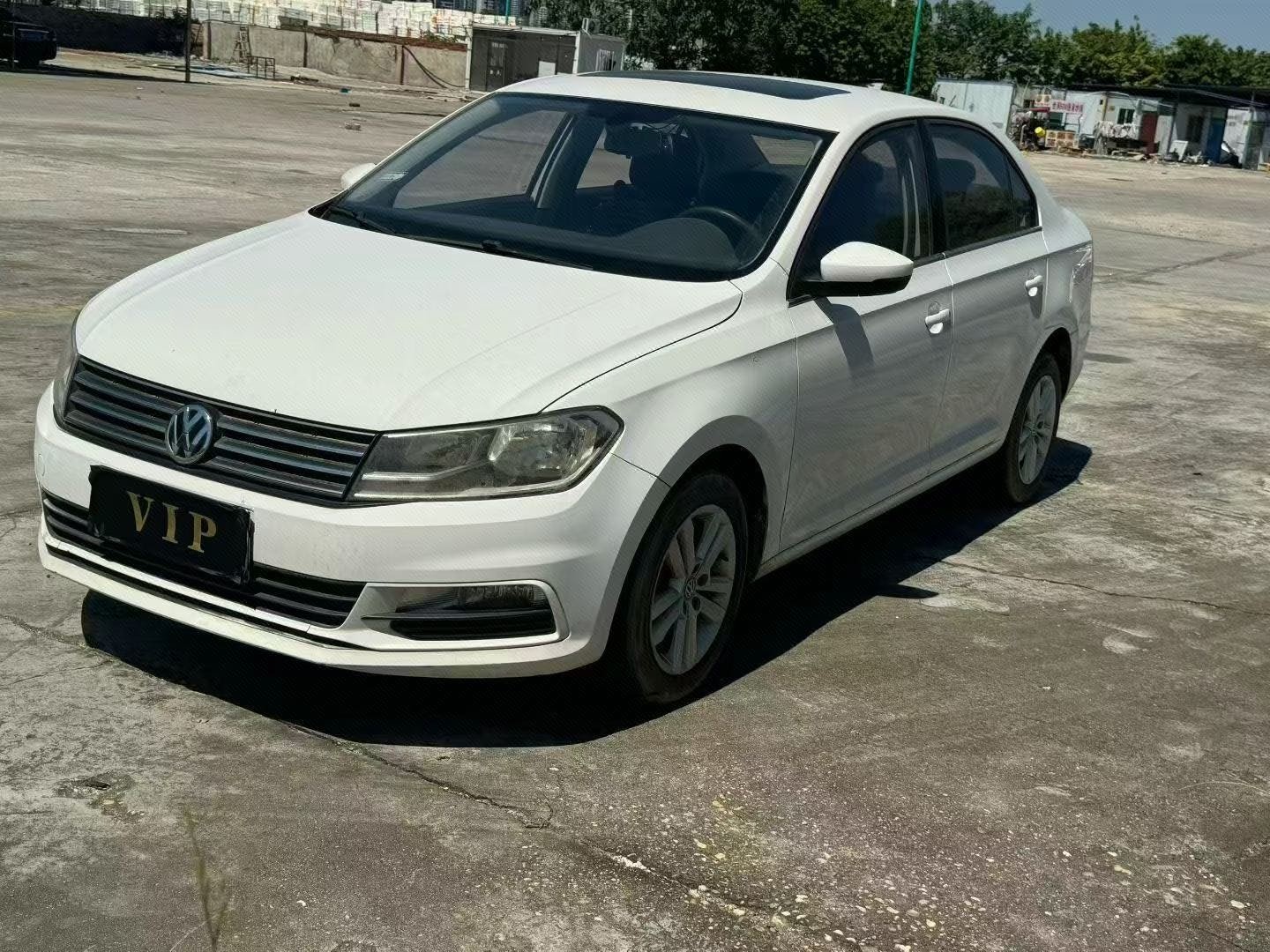 Volkswagen Santana 2017 car image 