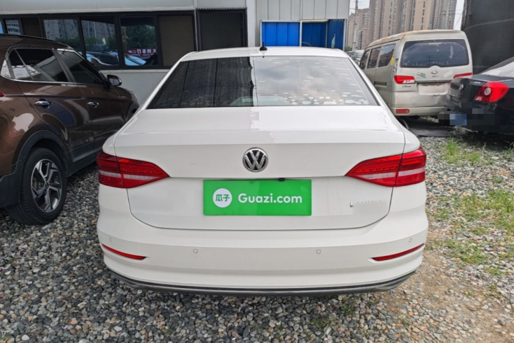 Volkswagen Lavida 2020 car image #6