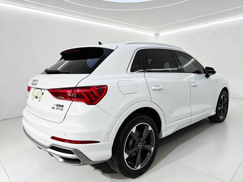 Audi Q3 2023 #9 Audi Q3 2023 immagine di auto #9