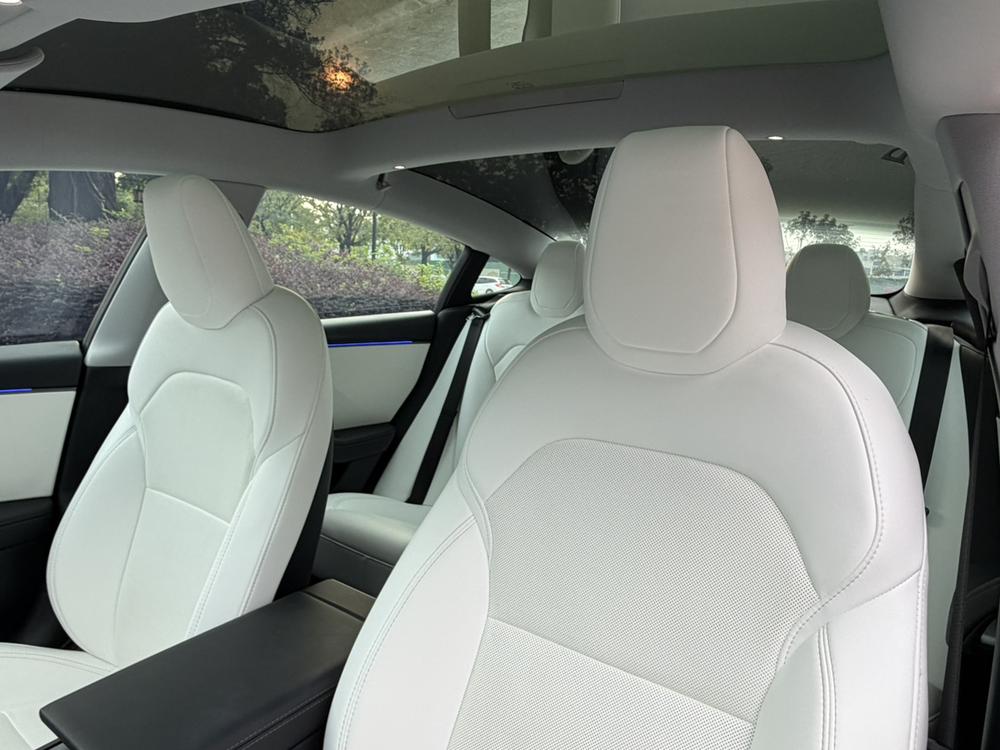 Tesla Model 3 2026 car image #21