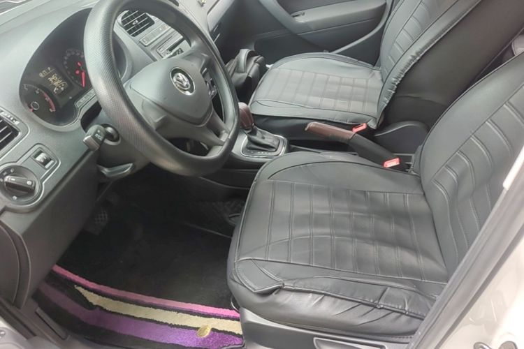 Volkswagen Polo 2019 car image #15