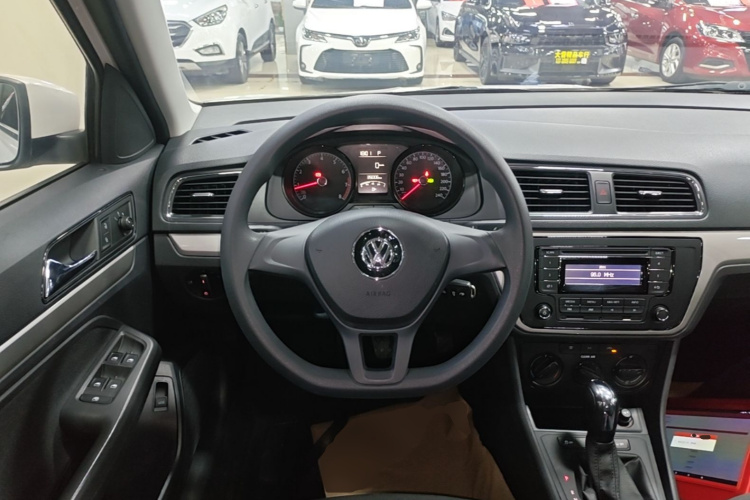Volkswagen Lavida 2018 car image #11