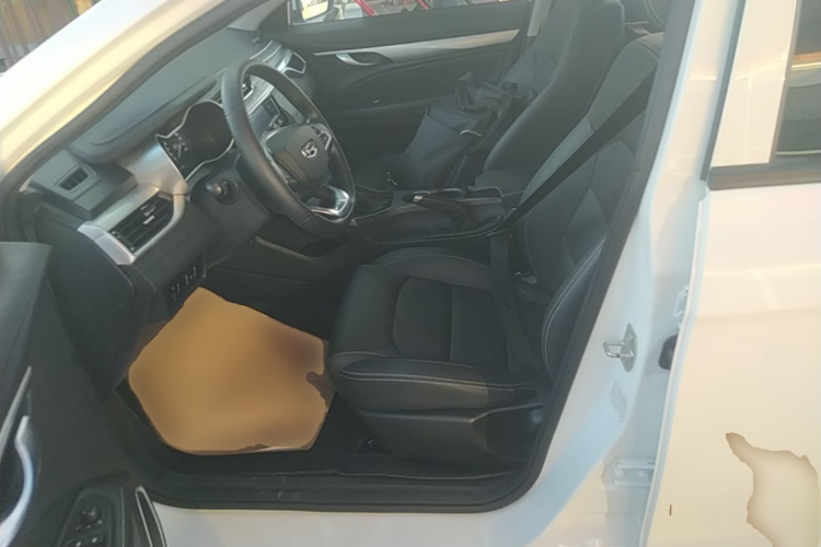 GEELY Emgrand 2021 car image #15