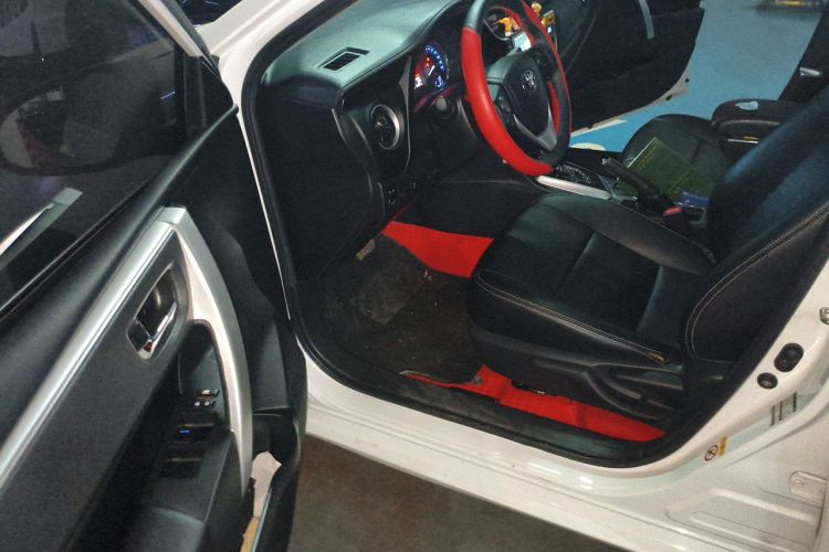 Toyota Corolla 2018 #9 Toyota Corolla 2018 car image #9