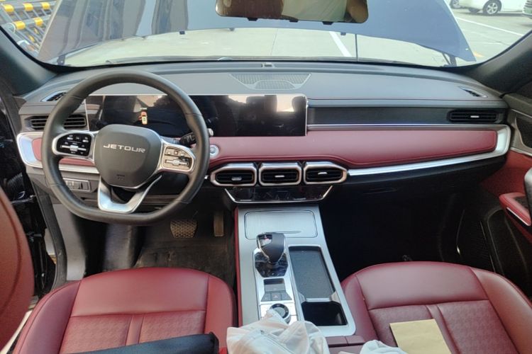 Jetour X70 PLUS 2025 car image #10