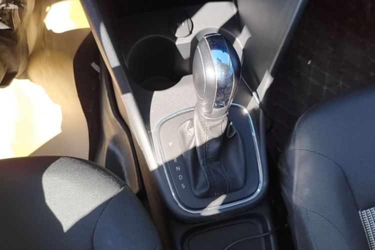 Volkswagen Polo 2019 #18 Volkswagen Polo 2019 car image #18