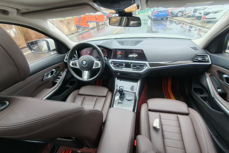 BMW 3 Series 2020 #8 BMW 3 Series 2020 car image #8