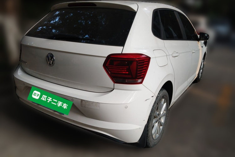 Volkswagen Polo 2019 car image #7