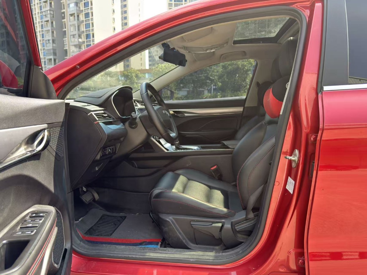 GEELY Binray 2020 imagem de carro #5