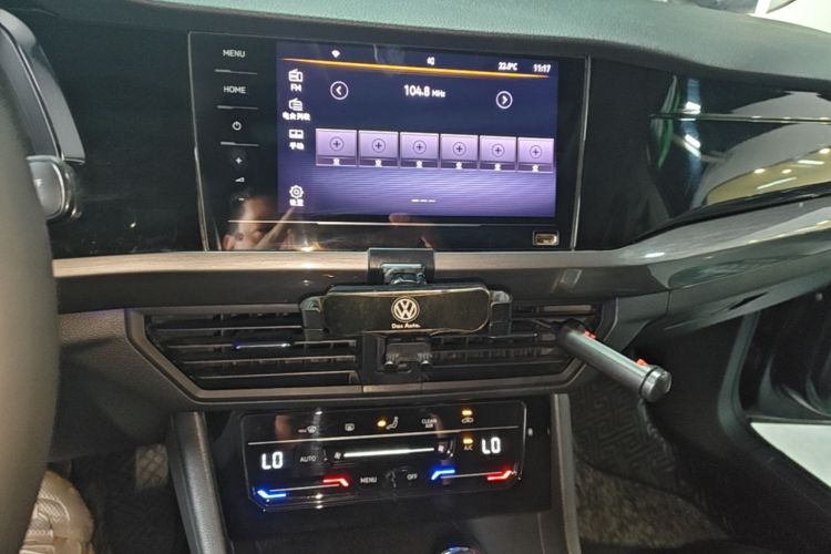 Volkswagen Bora 2021 immagine di auto #13