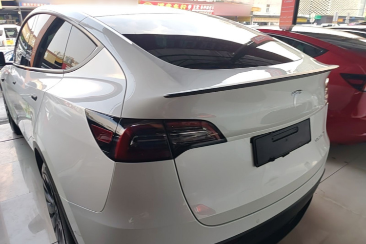 Tesla Model Y 2022 #7 Tesla Model Y 2022 immagine di auto #7