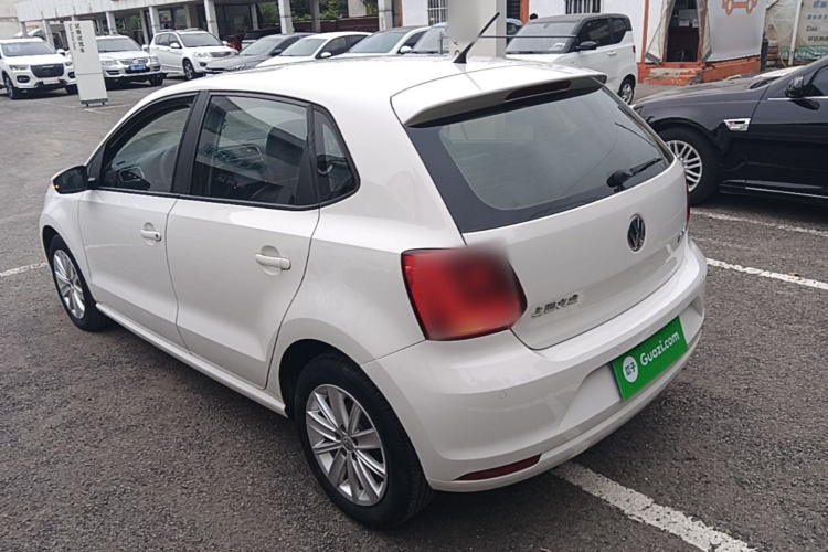 Volkswagen Polo 2015 #5 Volkswagen Polo 2015 car image #5