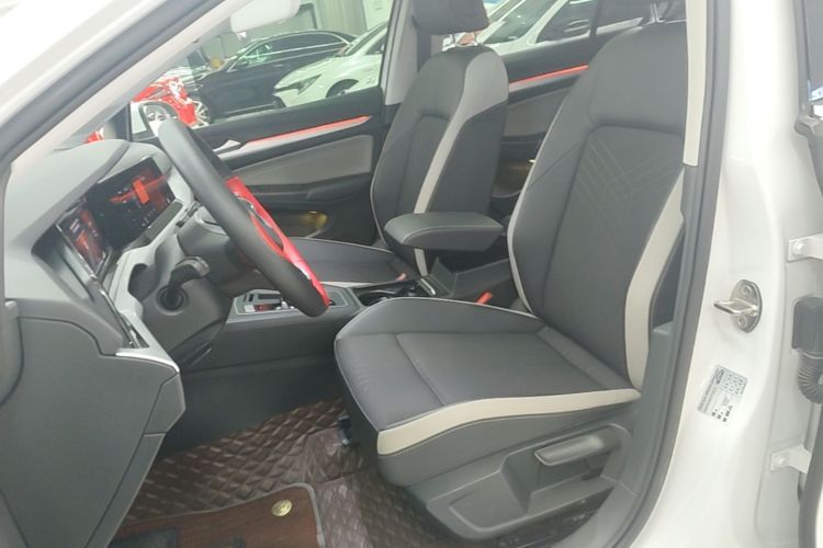 Volkswagen Golf 2021 #15 Volkswagen Golf 2021 car image #15