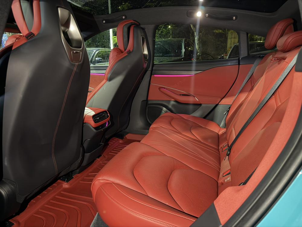 2025 #16 2025 immagine di auto #16
