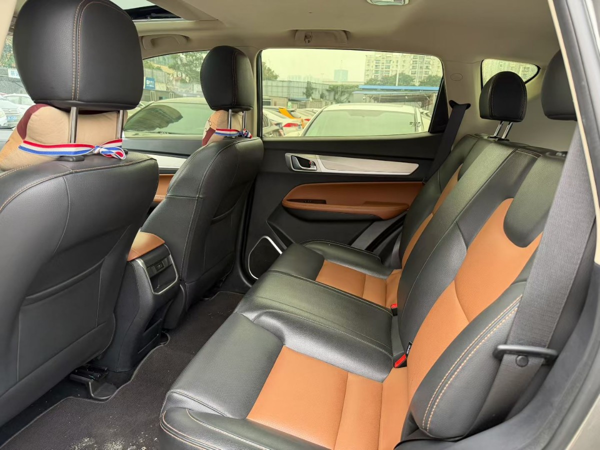 GEELY Vision X6 2019 #4 GEELY Vision X6 2019 car image #4