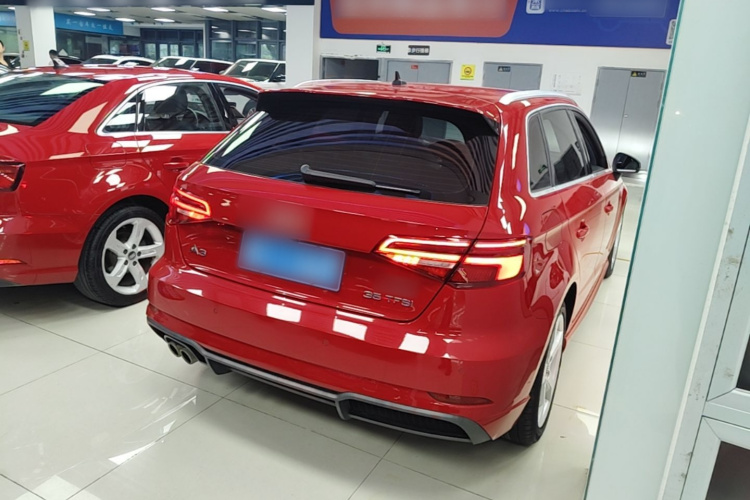 Audi A3 2019 immagine di auto #7