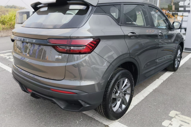 GEELY Coolray 2026 #7 GEELY Coolray 2026 image de voiture #7