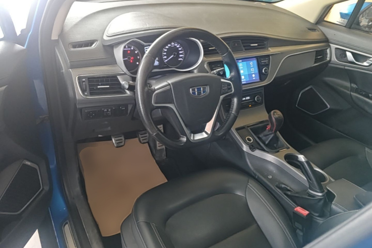 GEELY Emgrand GS 2017 car image #10