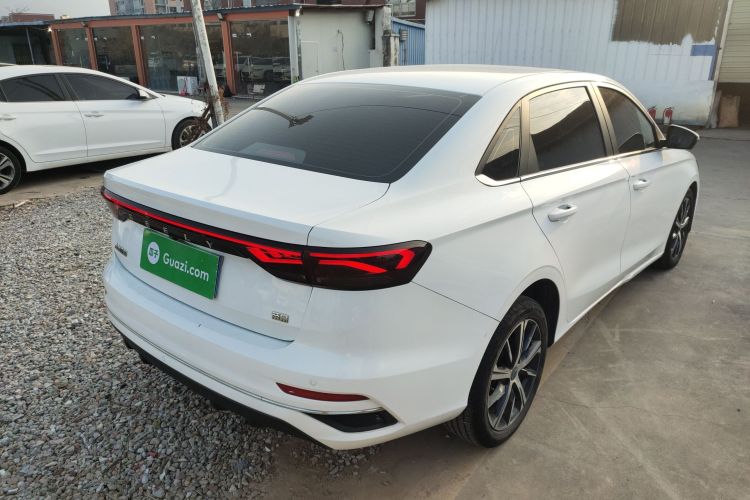 GEELY Emgrand 2022 #7 GEELY Emgrand 2022 car image #7