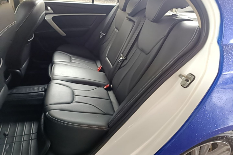 GEELY Emgrand 2017 #17 GEELY Emgrand 2017 imagen de coche #17