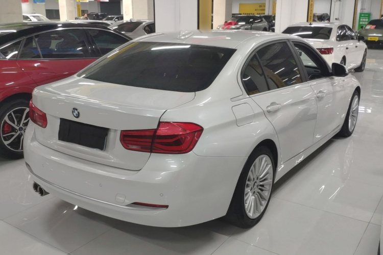 BMW 3 Series 2018 #7 BMW 3 Series 2018 imagen de coche #7