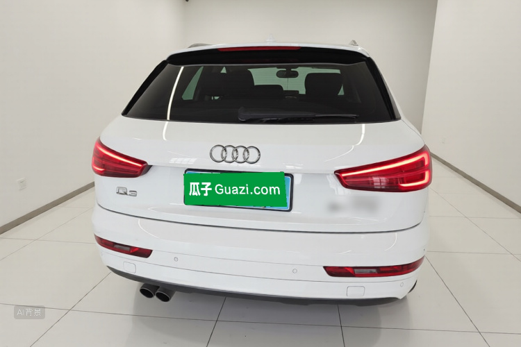 Audi Q3 2017 car image #6