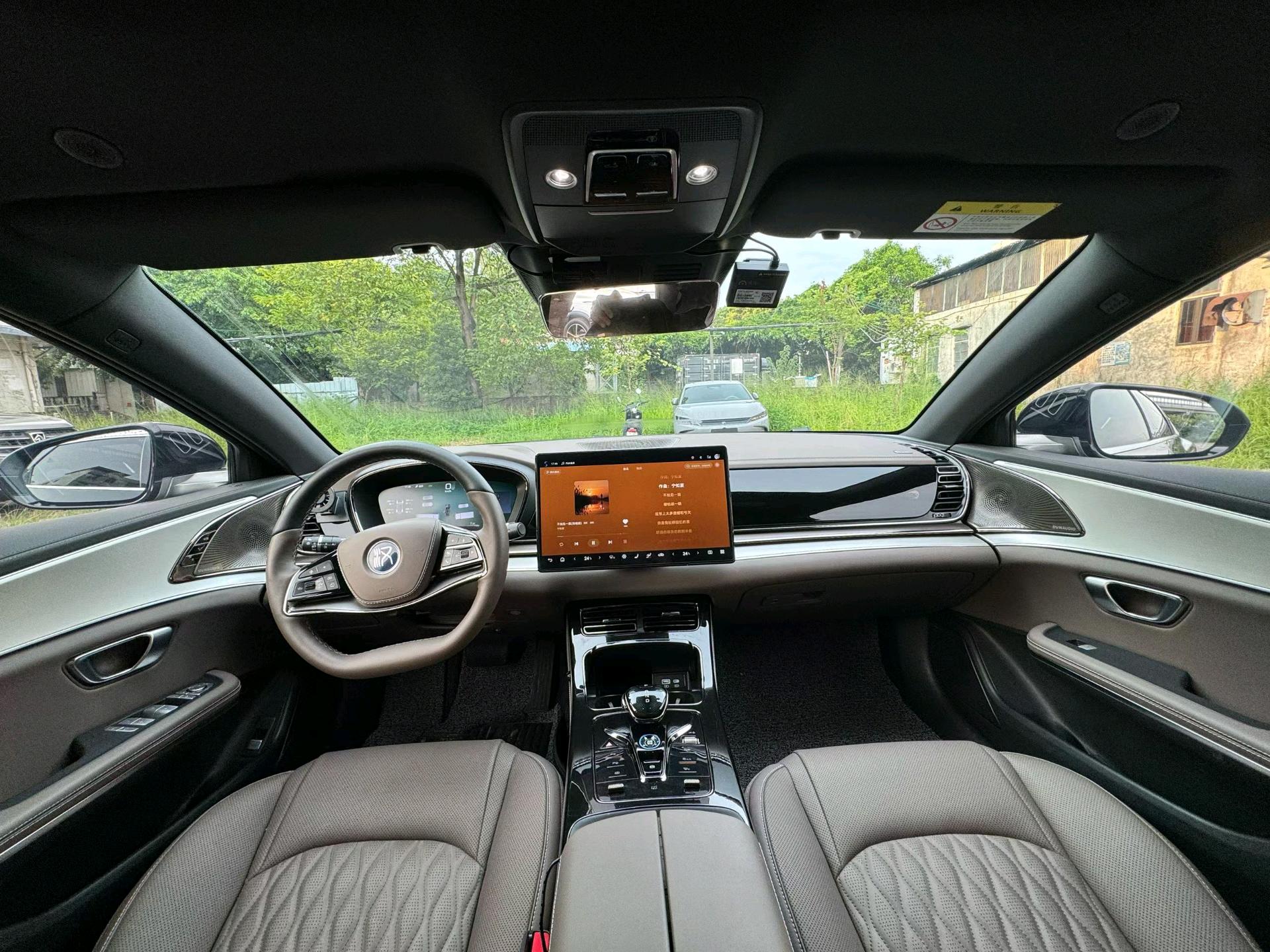BYD Han 2025 car image #7