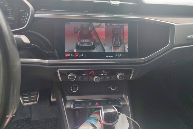 Audi Q3 2021 car image #15