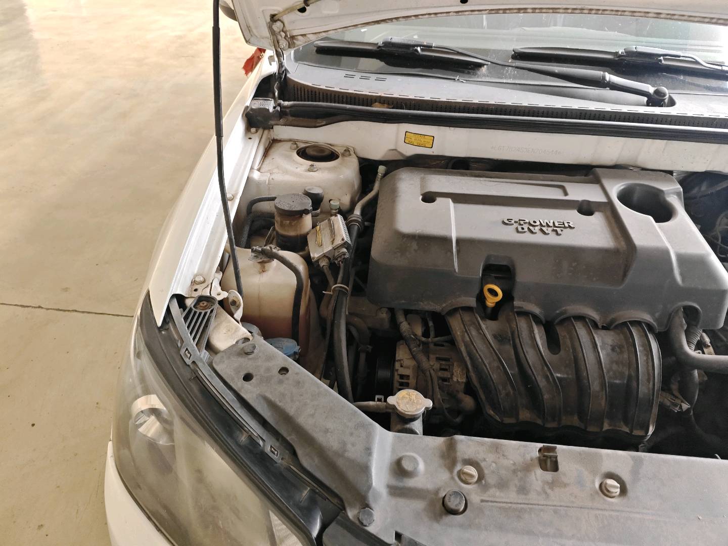 GEELY Emgrand 2014 car image #17