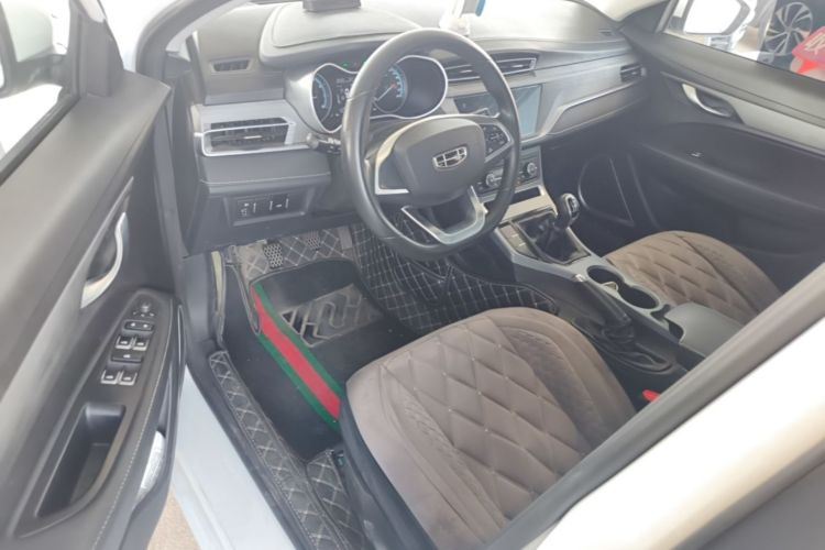 GEELY Emgrand 2022 car image #16