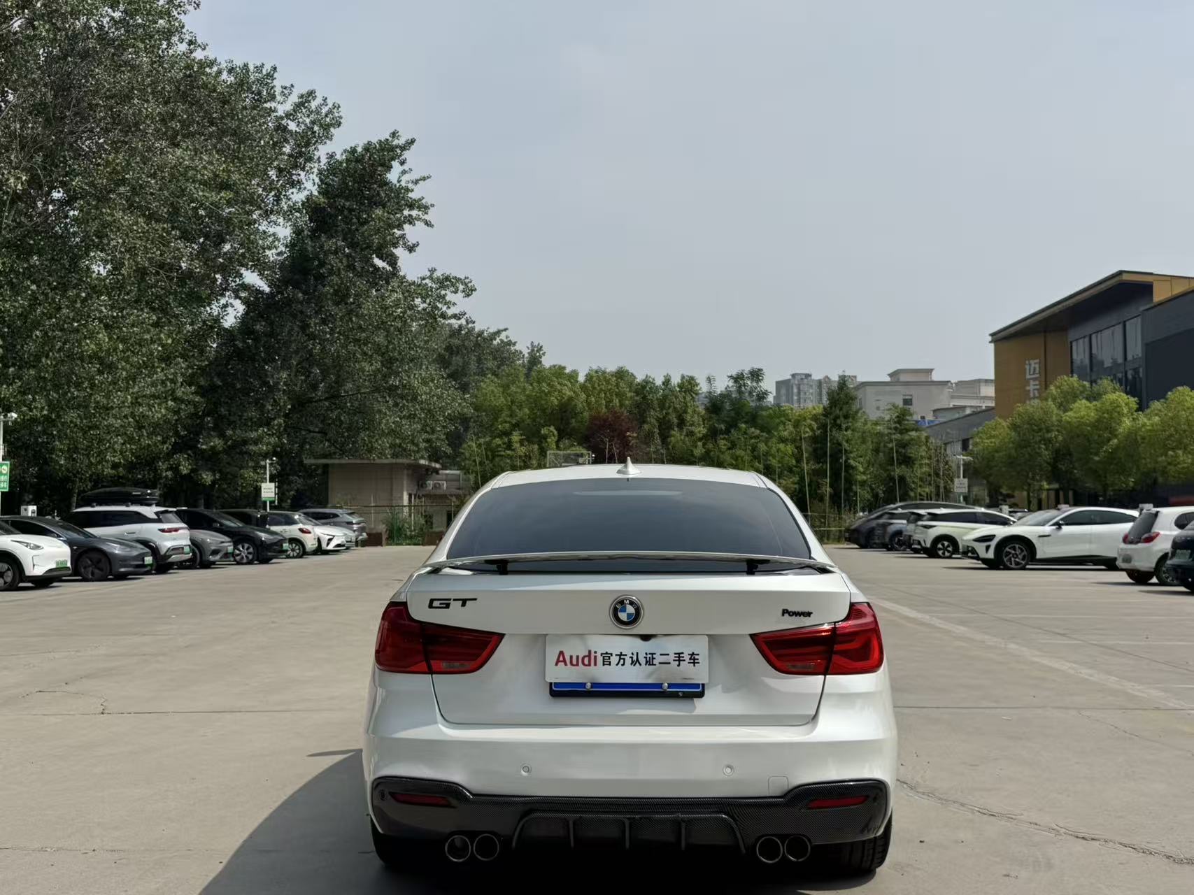 BMW 3 Series GT 2017 #7 BMW 3 Series GT 2017 car image #7