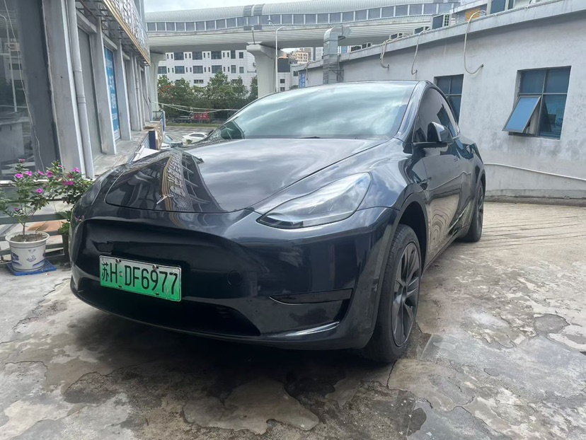 Tesla Model Y 2024 Tesla Model Y 2024 car image