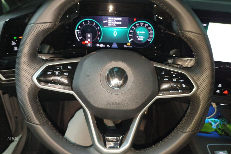 Volkswagen Golf 2024 car image #12