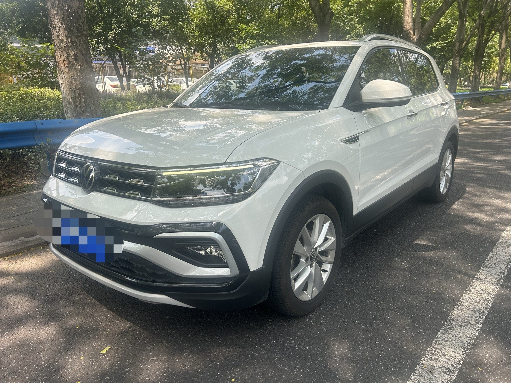 Volkswagen T-Cross 2021 car image 