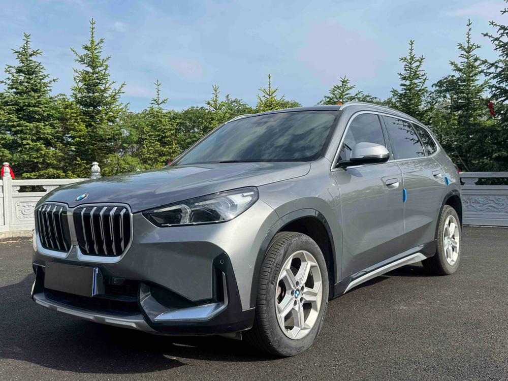 BMW X1 2023 car image 