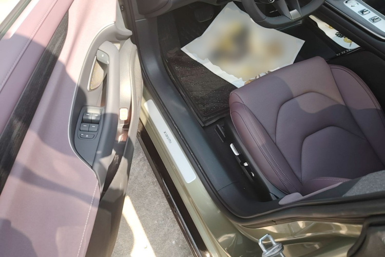 MI SU7 2025 car image #16