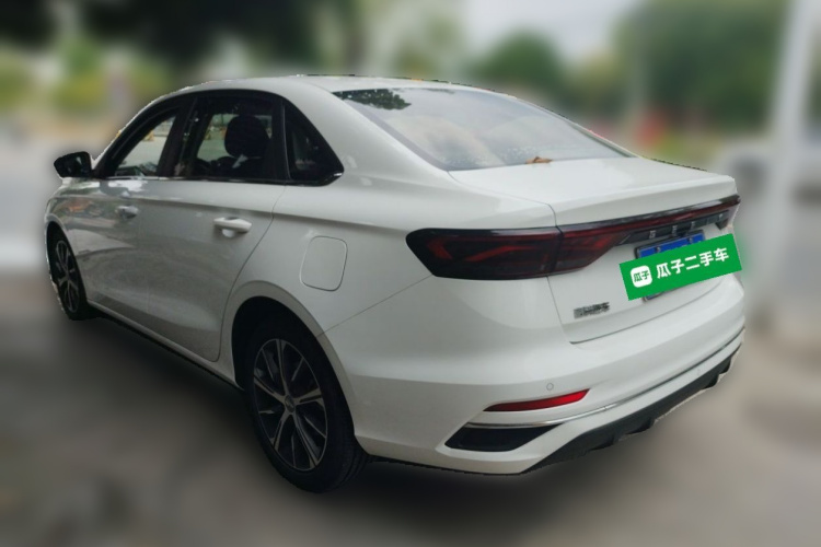 GEELY Emgrand 2022 immagine di auto #5