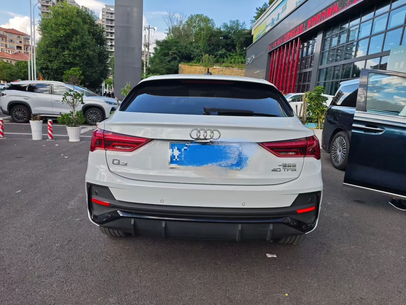 Audi Q3 Sportback 2022 #6 Audi Q3 Sportback 2022 car image #6